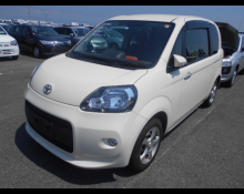Toyota Porte 2015