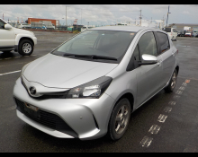 Toyota Vitz 2015