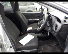 Toyota Vitz 2015