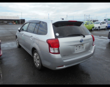 Toyota Corolla Fielder 2015
