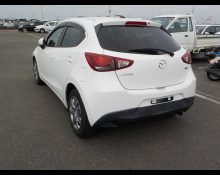Mazda Demio 2016