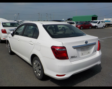 Toyota Corolla Axio 2015