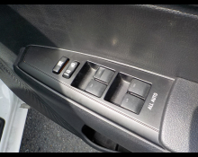 Toyota Corolla Axio 2015