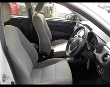 Toyota Corolla Axio 2015