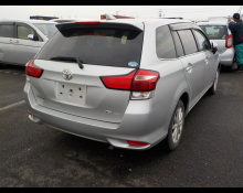 Toyota Corolla Fielder 2015