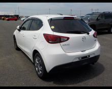 Mazda Demio 2015