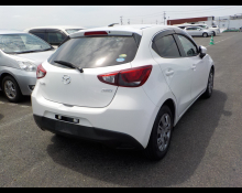 Mazda Demio 2015