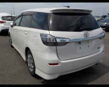 Toyota Wish 2015
