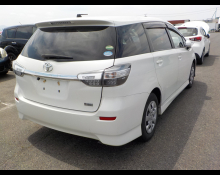 Toyota Wish 2015