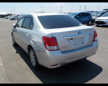 Toyota Corolla Axio 2015