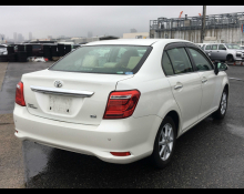 Toyota Corolla Axio 2016
