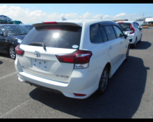 Toyota Corolla Fielder 2015