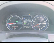 Toyota Crown Hybrid 2017