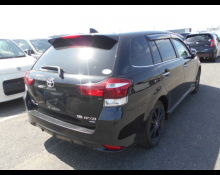 Toyota Corolla Fielder 2015