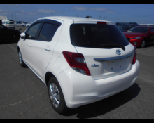 Toyota Vitz 2015