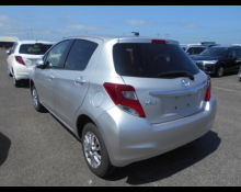 Toyota Vitz 2015