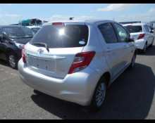 Toyota Vitz 2015