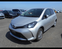 Toyota Vitz 2015