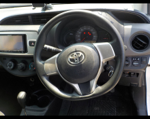 Toyota Vitz 2015