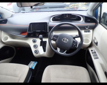 Toyota Sienta 2018