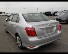 Toyota Corolla Axio 2016