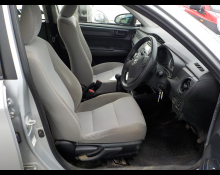 Toyota Corolla Axio 2016