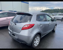 Mazda Demio 2012