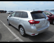 Toyota Corolla Fielder 2015