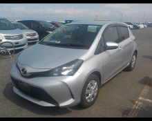Toyota Vitz 2015