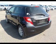 Toyota Vitz 2015