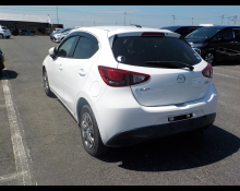 Mazda Demio 2015
