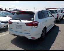 Toyota Corolla Fielder 2015