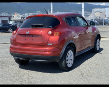 Nissan JUKE 2012