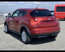 Nissan JUKE 2012