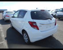 Toyota Vitz 2015