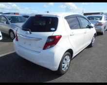 Toyota Vitz 2015