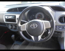 Toyota Vitz 2015