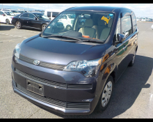 Toyota Spade 2015