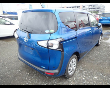 Toyota Sienta 2018