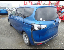 Toyota Sienta 2018
