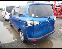 Toyota Sienta 2018