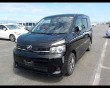 Toyota Voxy 2012