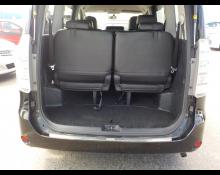 Toyota Voxy 2012