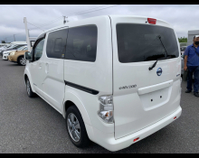 Nissan NV200 2015