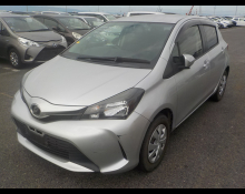 Toyota Vitz 2015