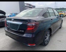 Toyota Corolla Axio 2016