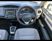 Toyota Corolla Axio 2013