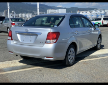 Toyota Corolla Axio 2013