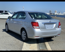 Toyota Corolla Axio 2013