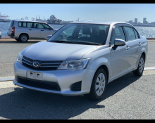 Toyota Corolla Axio 2013